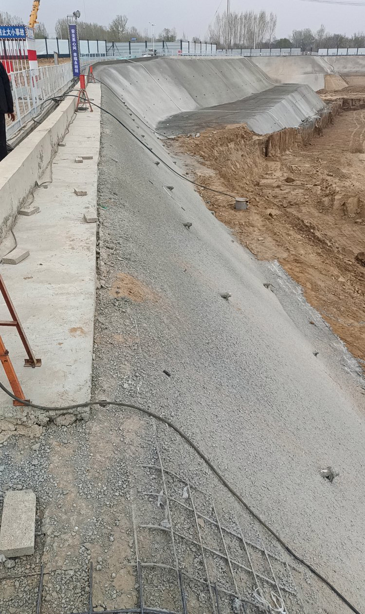青岛李沧区挂网喷浆
