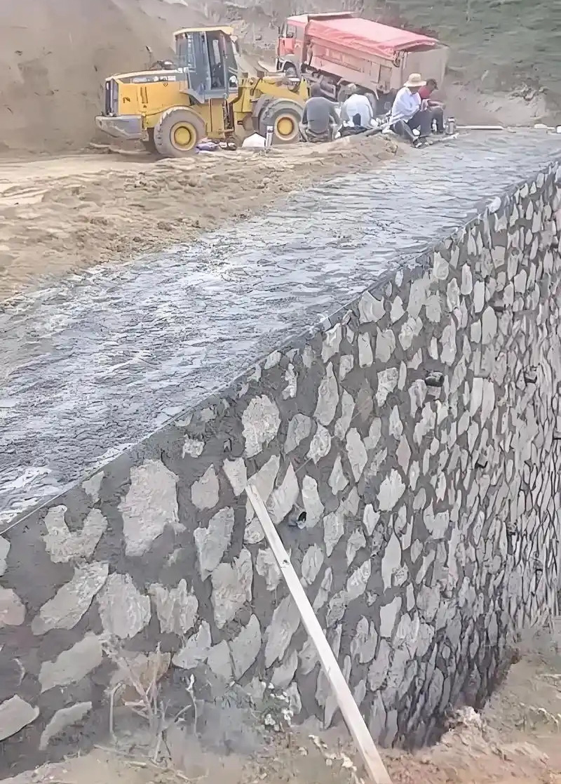 青岛李沧区边坡加固